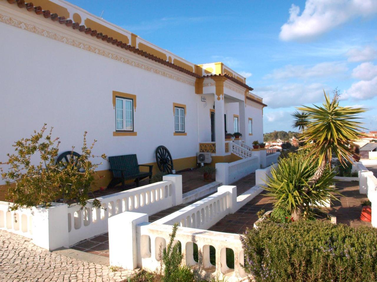 Casa Esquivel Villa Mourão Exterior photo